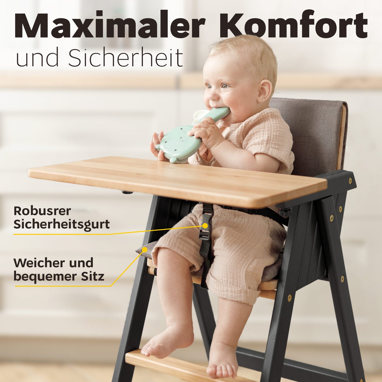 Kaufen Sie einen Kinderhochstuhl aus Holz – Schwarzfarbe.