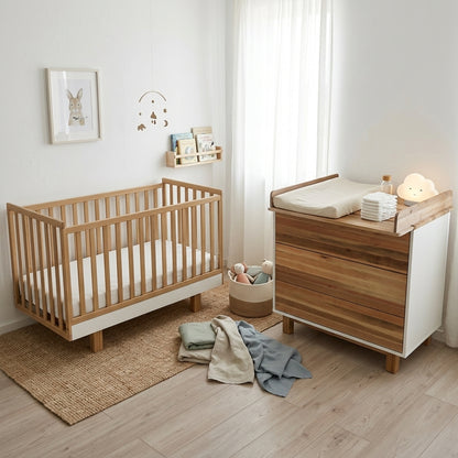 Babyzimmer Vilha Kommode 90 & Babybett 70x140 natur/weiß